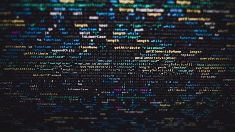 原生AI vs 通用AI：温江区企业元宇宙开发的选型策略